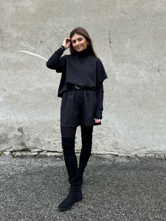 paris fine wool shorts