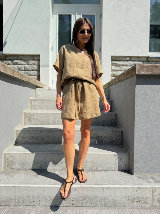 saint-tropez linen blouse