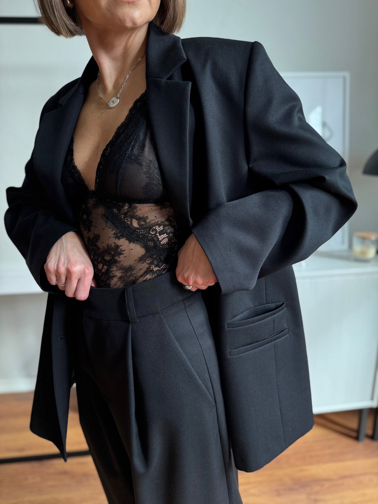 cava fine wool blazer with belt