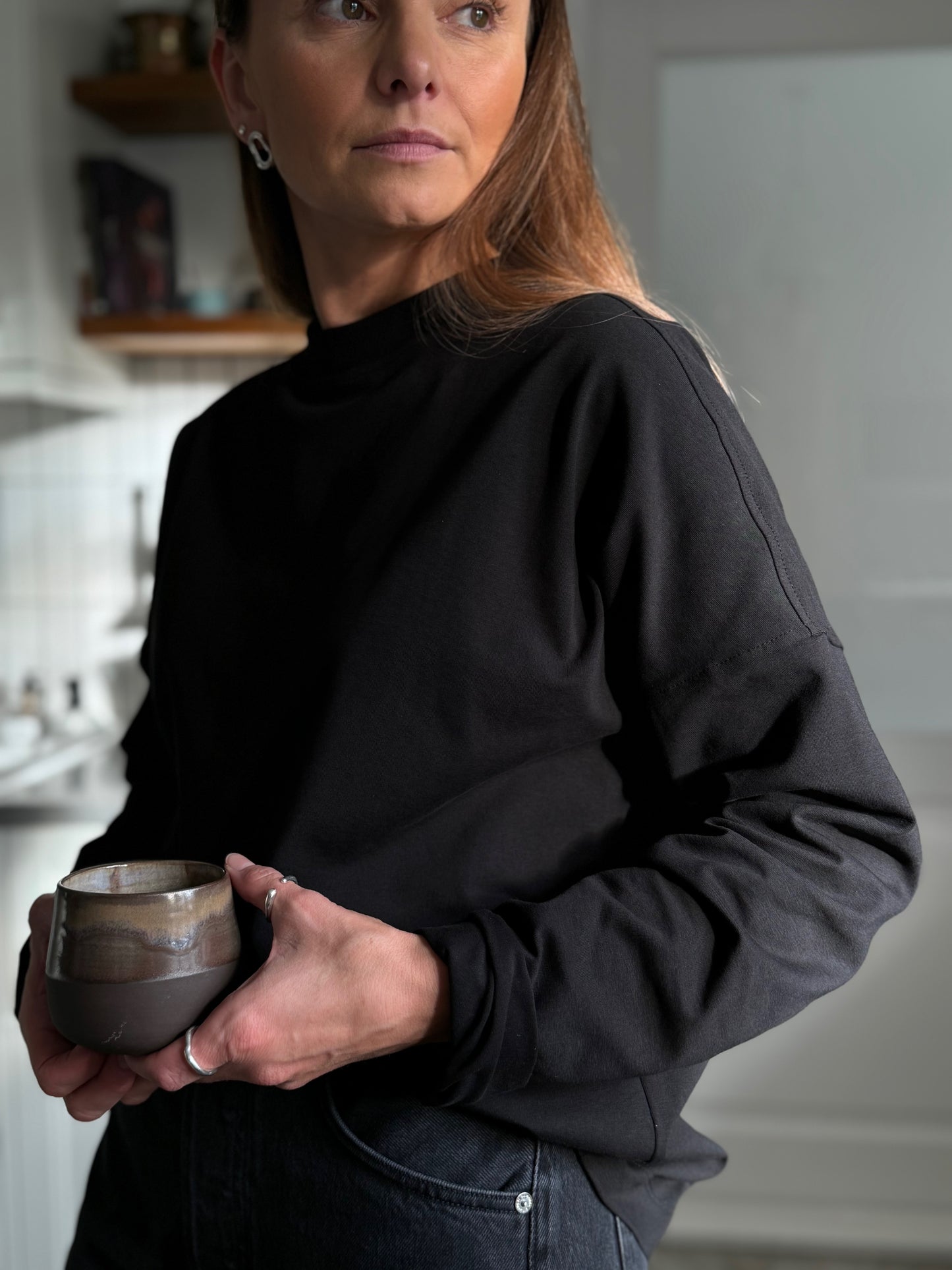 elda long sleeve t-shirt (black collection)