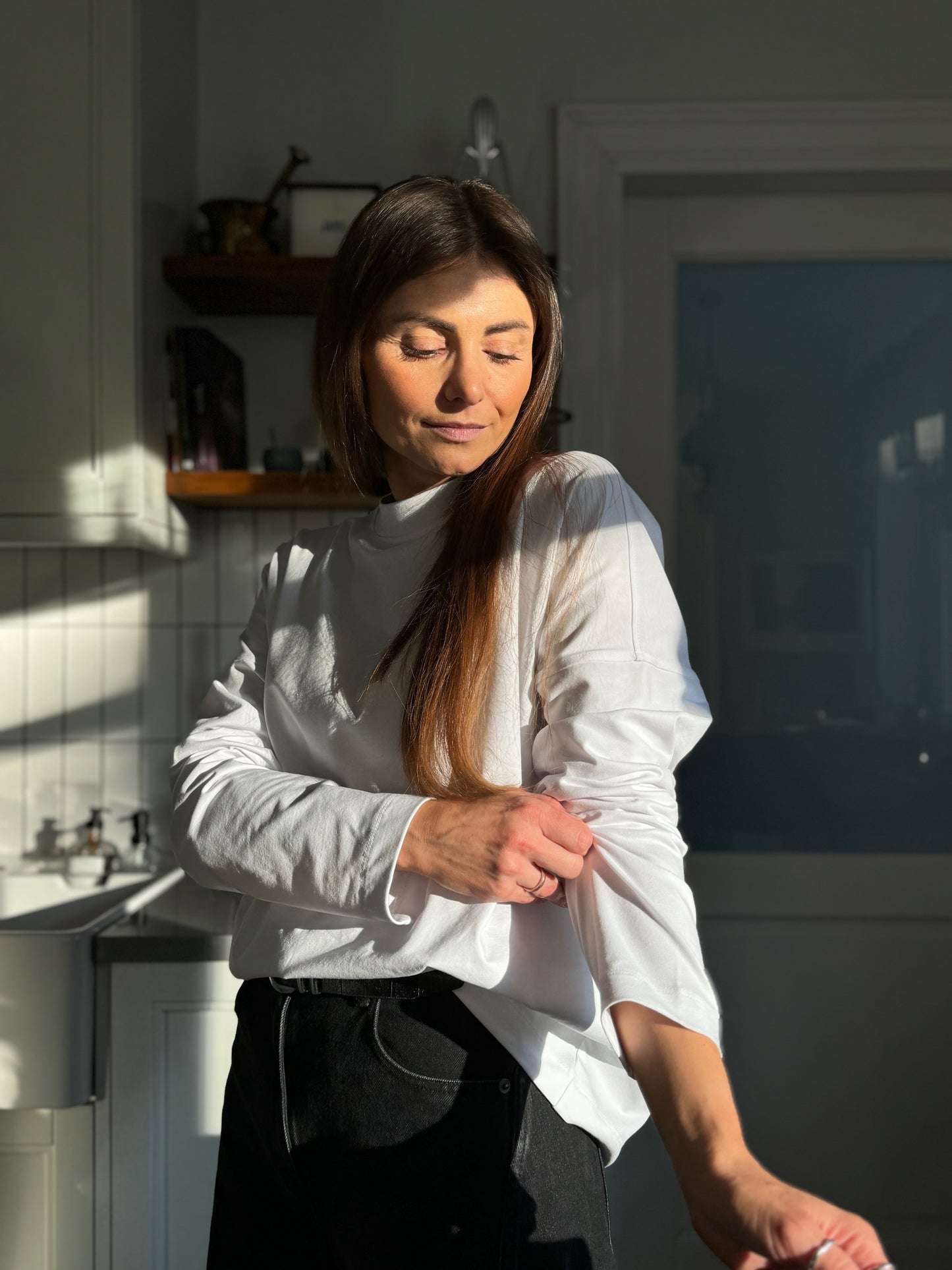 elda long sleeve t-shirt (white collection)