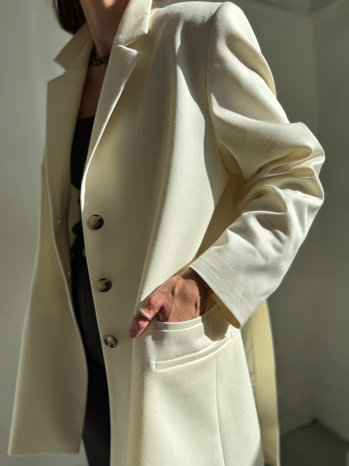 cava fine wool blazer with belt