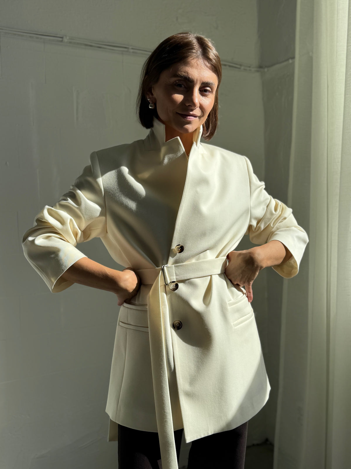 cava fine wool blazer with belt