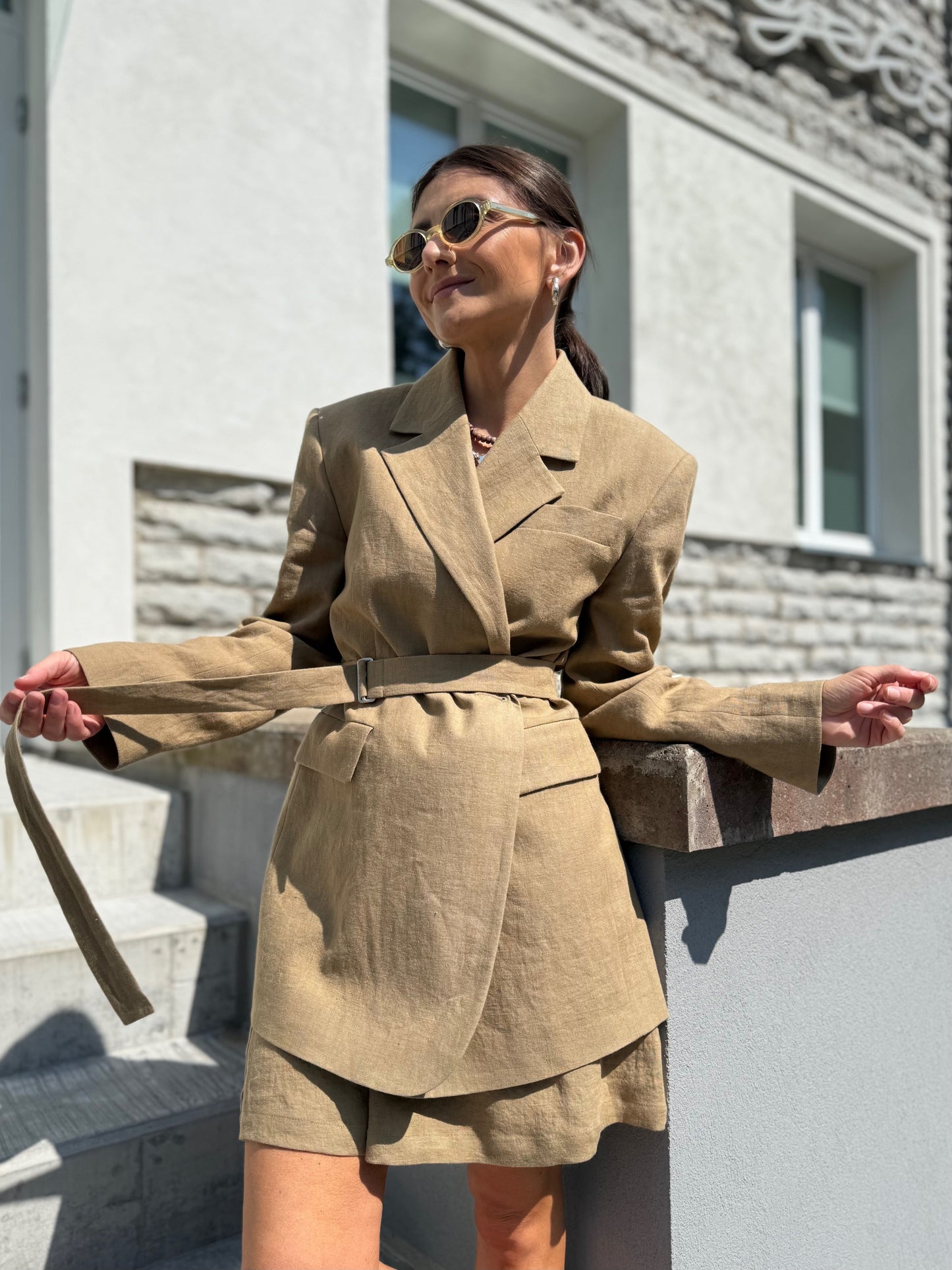 milan oversized linen blazer