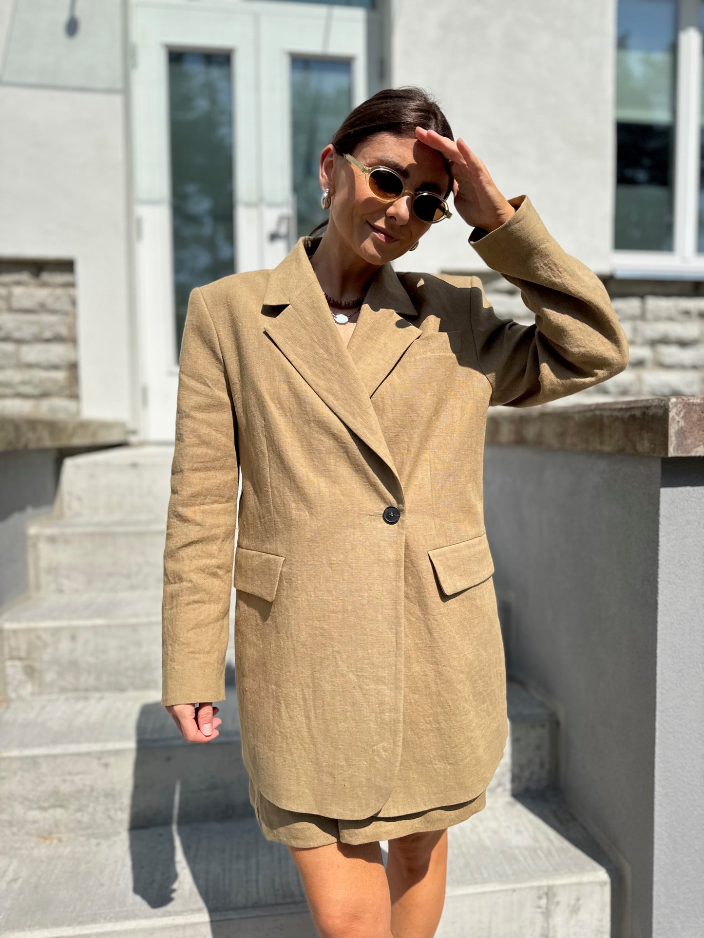milan oversized linen blazer