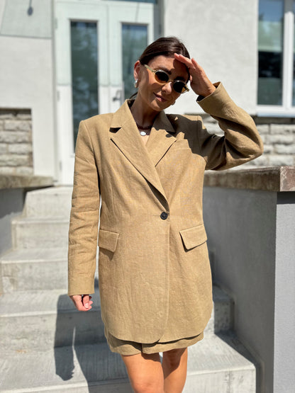 milan oversized linen blazer