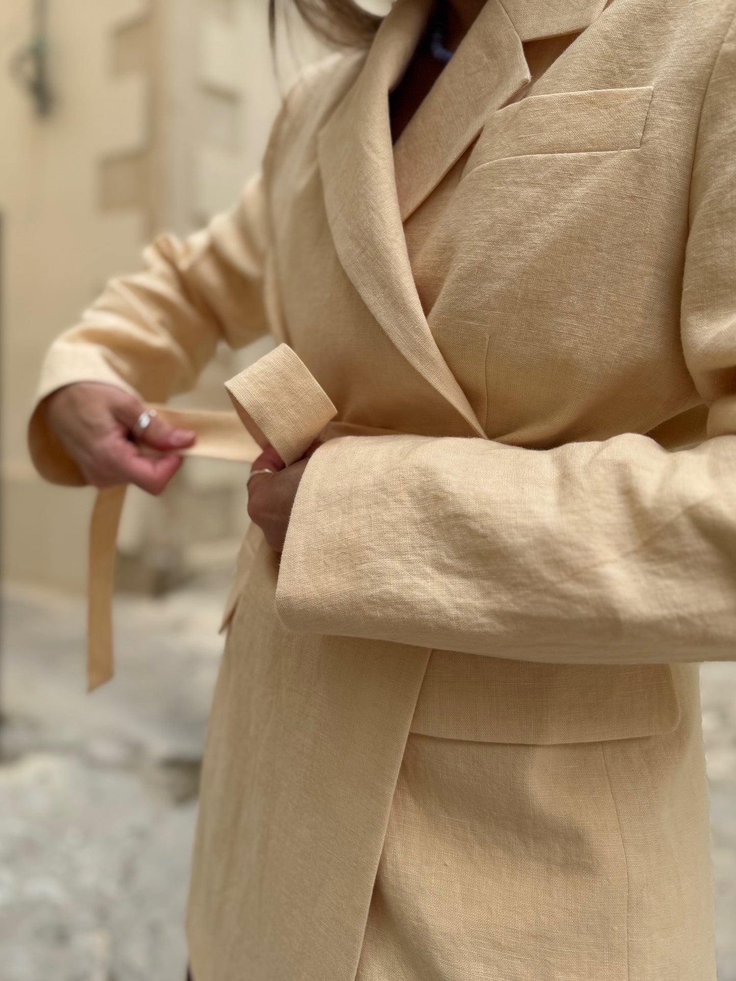 milan oversized linen blazer