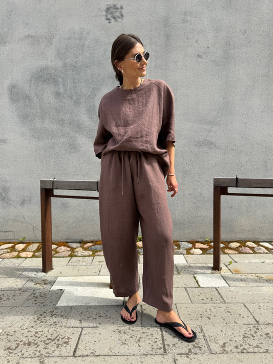mumbai linen trousers