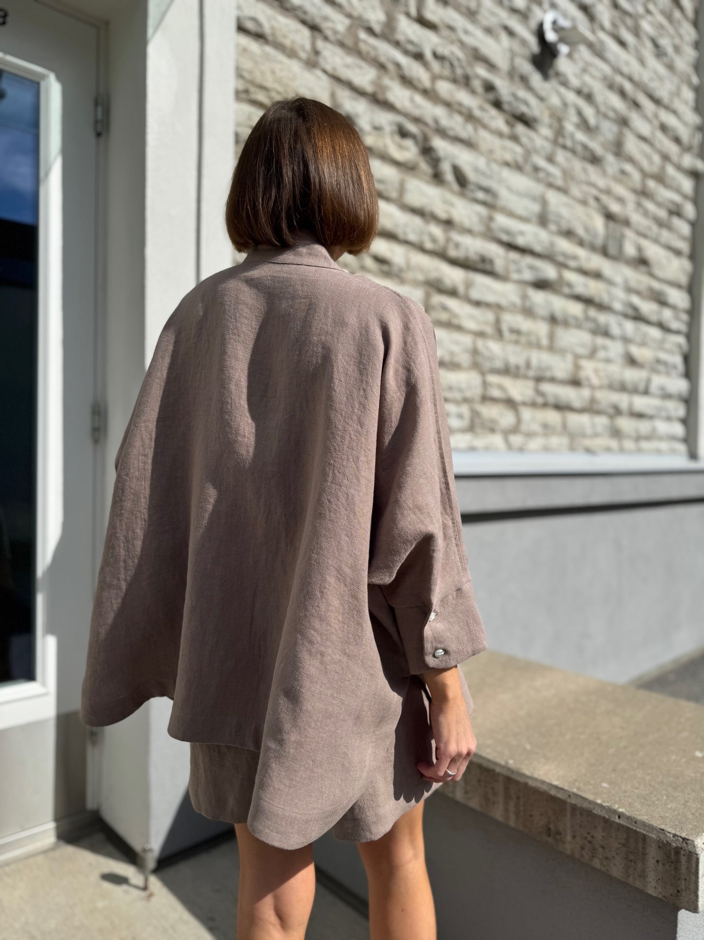 noto wide linen shirt