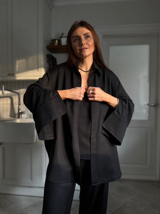 alba satin lyocell shirt with scarf - black 2025
