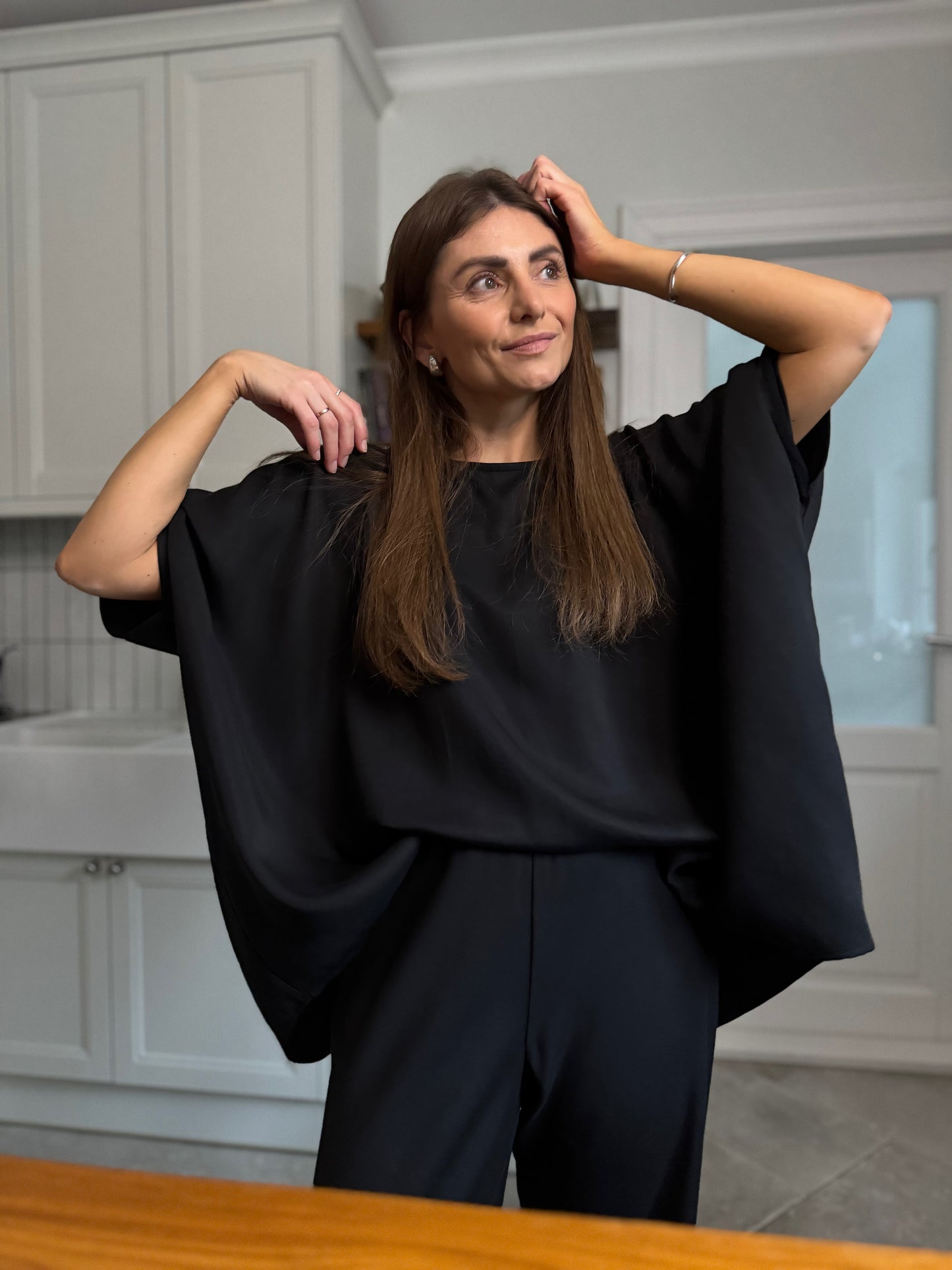 nara satin lyocell flowy blouse - black 2025