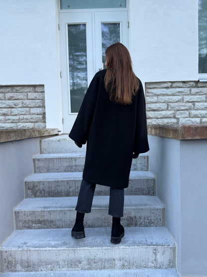 sapporo wool boucle coat