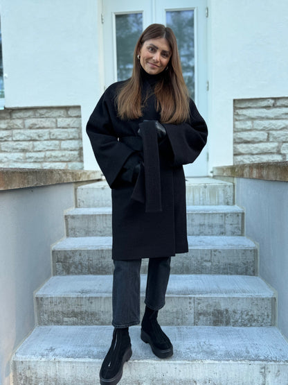 sapporo wool boucle coat