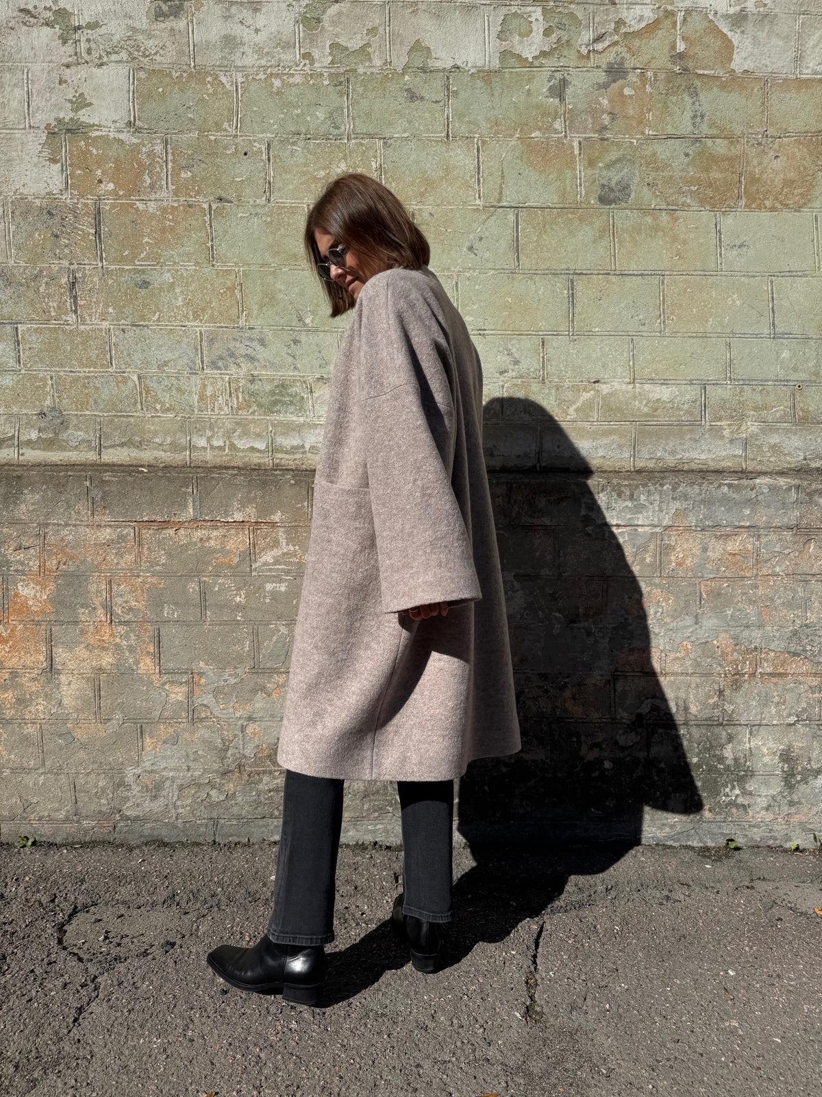 sapporo wool boucle coat